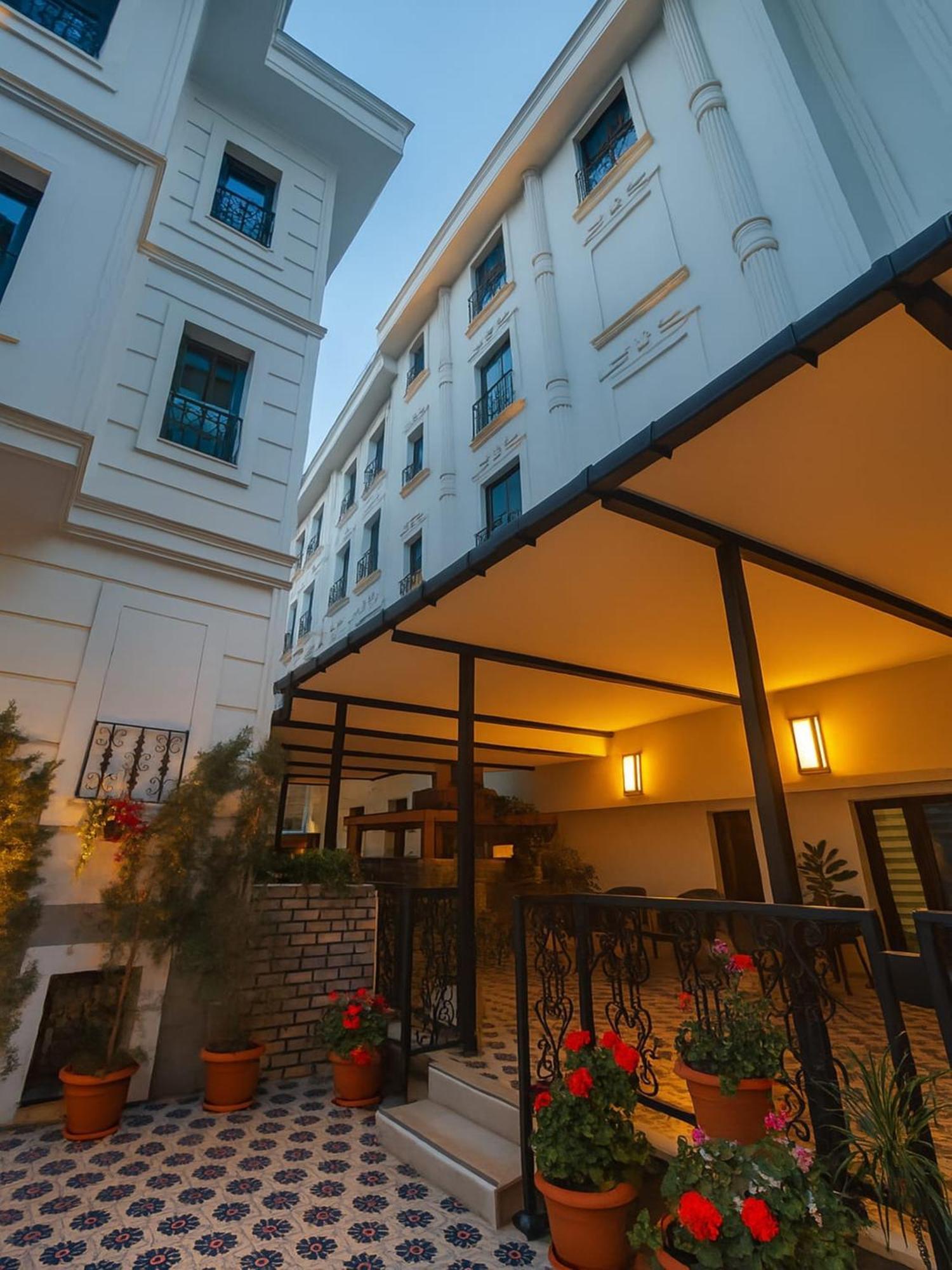 Hotel Imagine Hotel-special Category 4*
